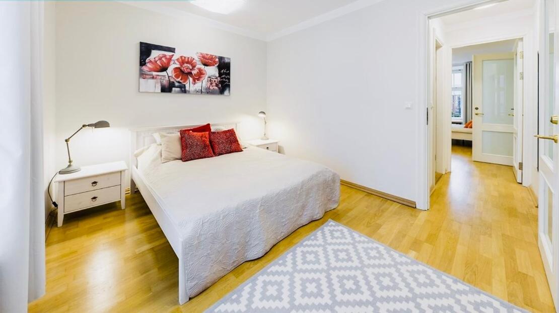 Tallinnhousing Knights And Nobility -3 Bdr Home Bagian luar foto